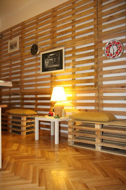 Time Hostel Belgrade Exterior photo