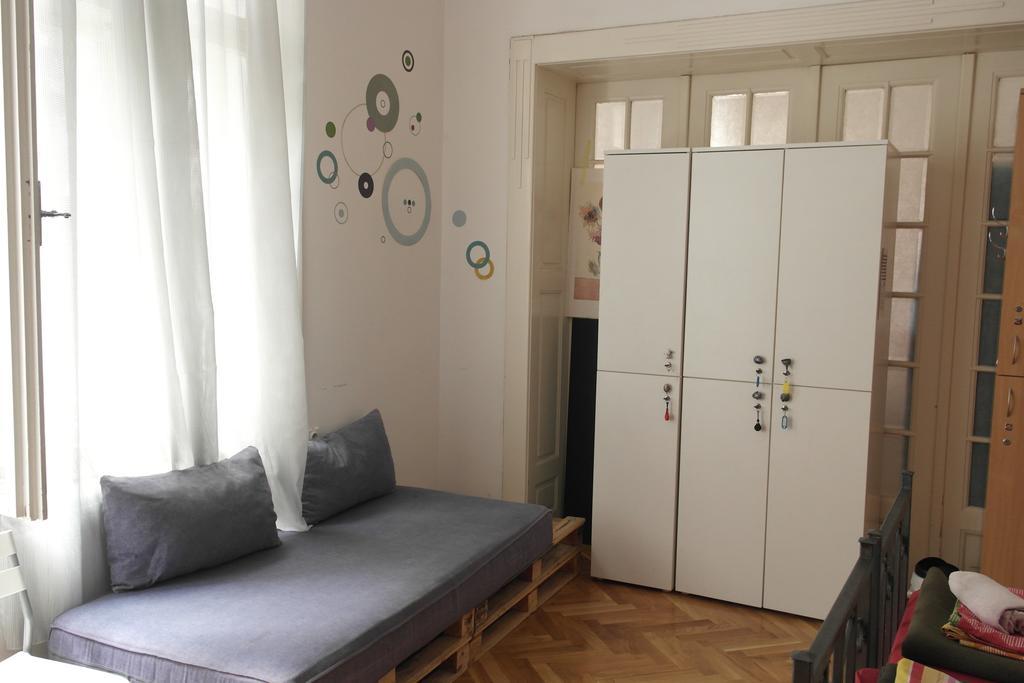 Time Hostel Belgrade Exterior photo